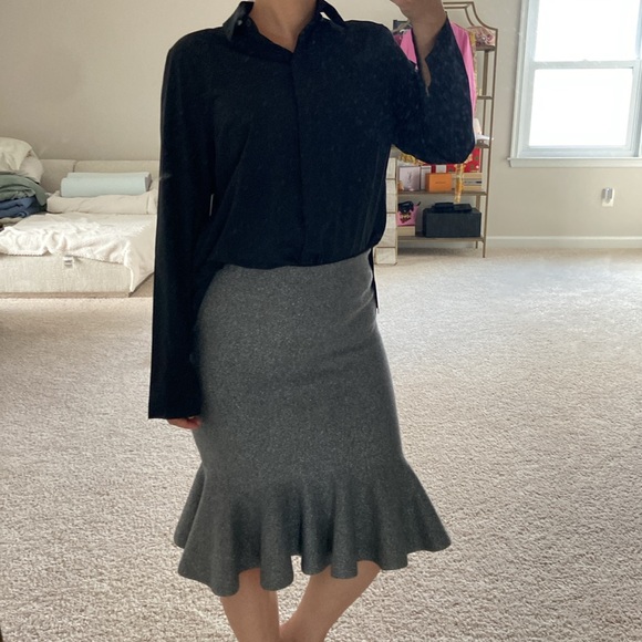 Athleta button up shirt. Fits s - Picture 7 of 12